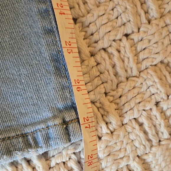 Sonoma Light Blue Straight Fit Jeans With Some Distressing - Picture 6 of 7